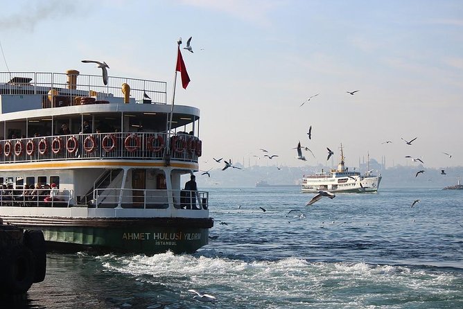 Bosphorus Open-Buffet Dinner Cruise With Live Entertainment  – Istanbul