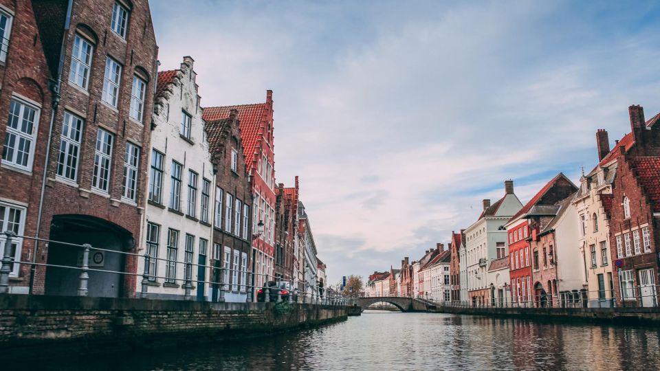 Bruges: Express Walk With a Local in 60 Minutes - Overview of the Experience