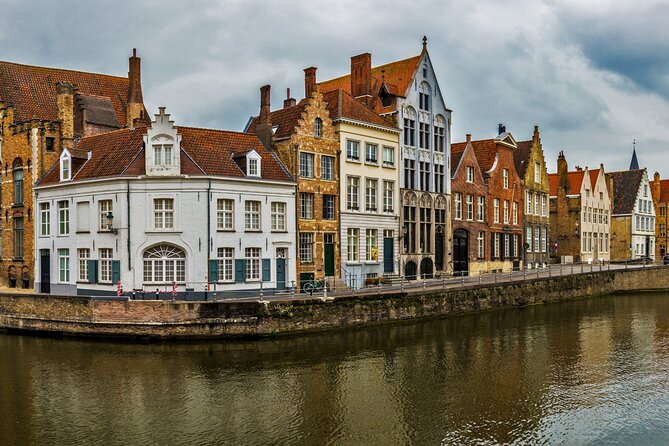Bruges: Self-Guided Mobile Scavenger Hunt and Walking Tour