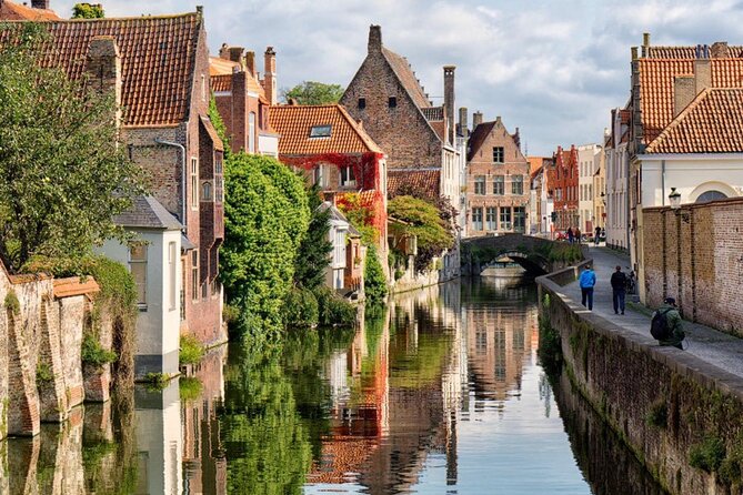 Bruges Small-Group Full-Day Trip by Minivan From Paris
