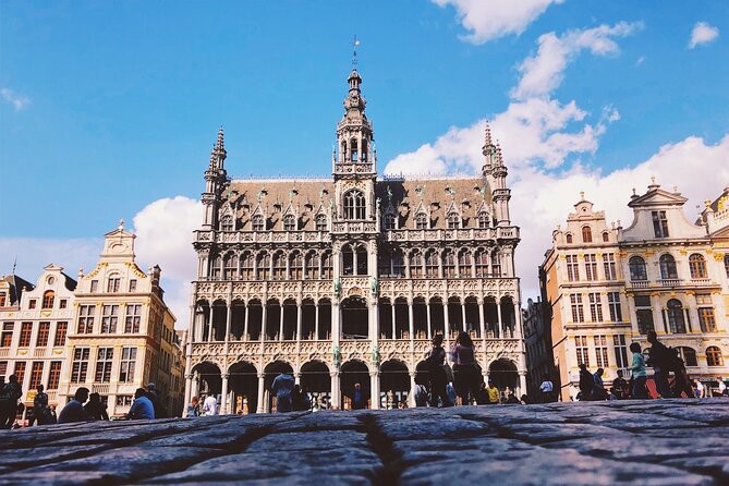 Brussels Highlights Walking and Bus Tour W/ Waffle
