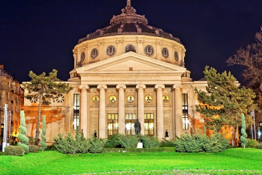 Bucharest: City Highlights Guided Walking Tour