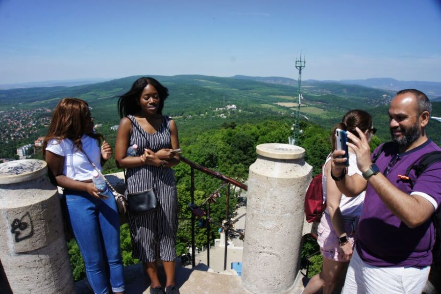 Budapest: Buda Hills Guided Hiking Tour With Optional Lunch