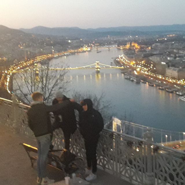 Budapest: Evening Castle Hill Tour With Fishermens Bastion - Tour Overview