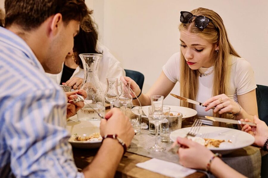 Budapest Guided Food Tour With Drinks Included
