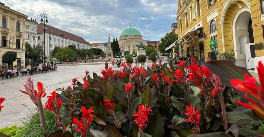 Budapest: Private Walking Tour With a Local Guide