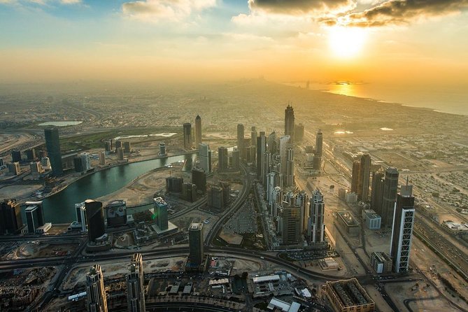 Burj Khalifa, Dubai Aquarium & UWZ With Penguin Cove Entry Ticket