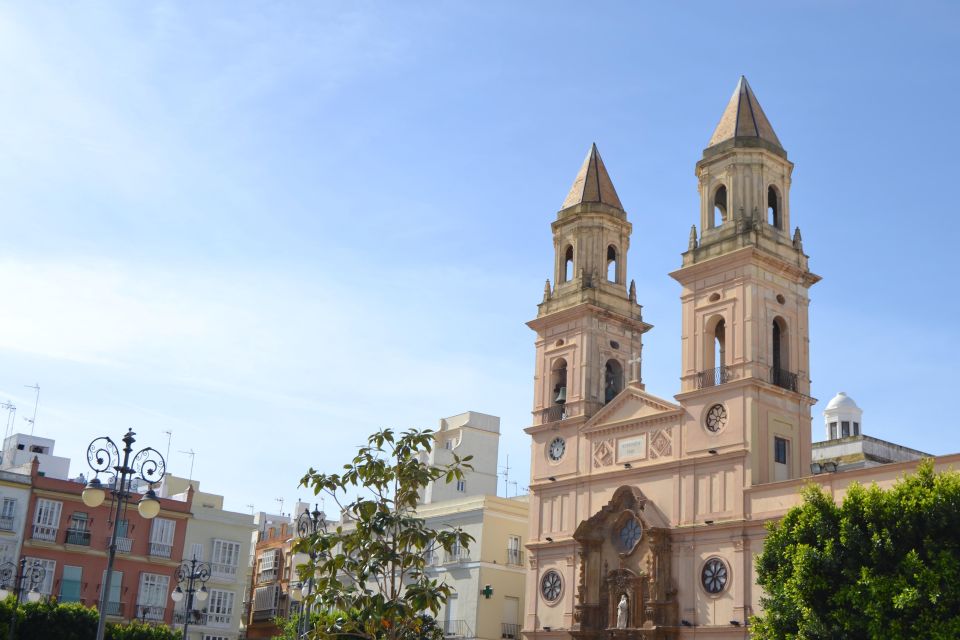 Cádiz: Walking Tour With Local Guide - Tour Overview