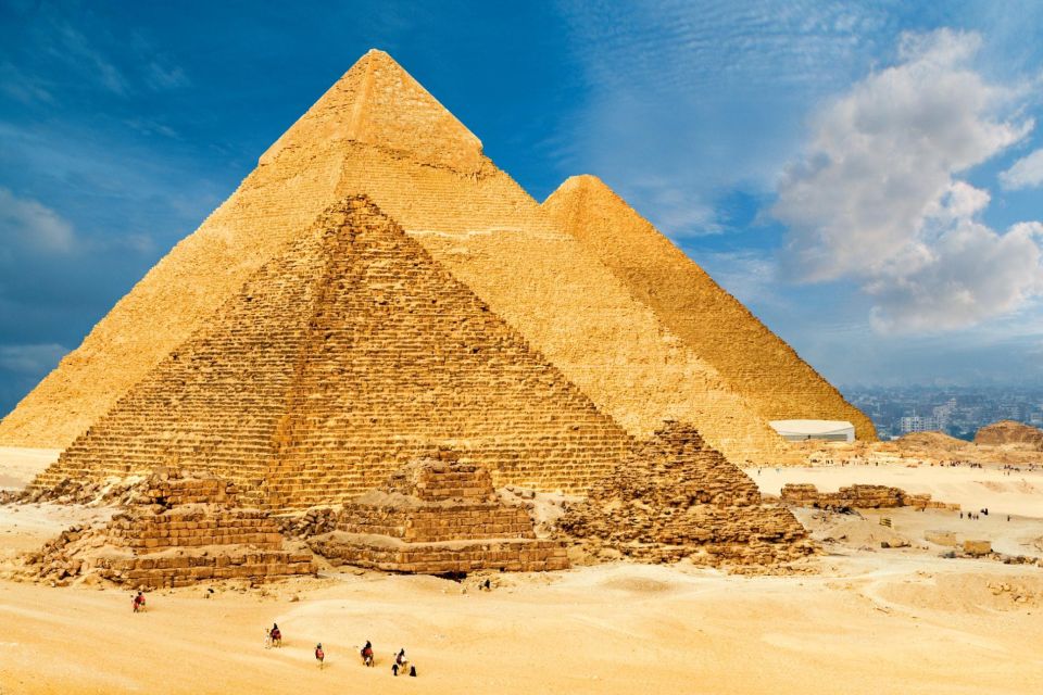 Cairo: Pyramid Tour, Boat Ride and Lunch at Cafelucca - Tour Highlights