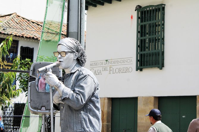 Candelaria Unveiled: Hotspots and Hidden Gems