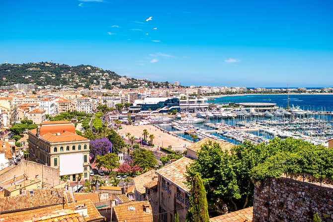 Cannes Discovery: Walking Tour Led by a Local Expert