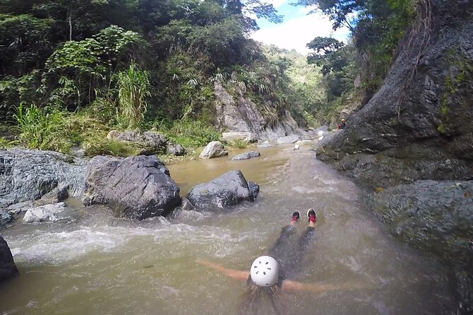 Canyoning in the Baiguate River
