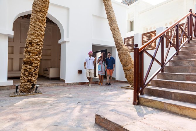 Catch the Essence of Manama – Half Day City Tour