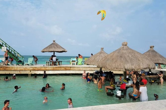Caye Caulker Split Island Getaway and Tarpon Feeding