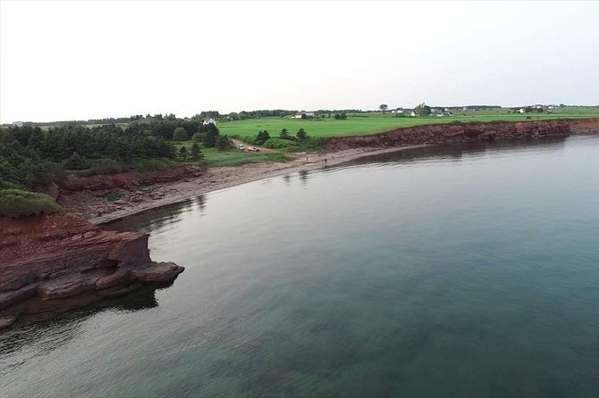 Central PEI Winery, Apiary and Mead Tasting Tour