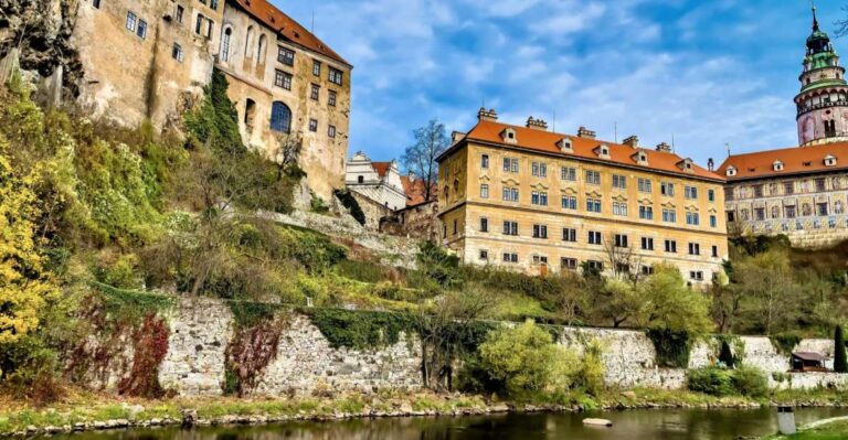 Cesky Krumlov: Express Walk With a Local in 60 Minutes