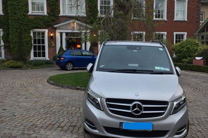 Chauffeur Luxury Driver Private Transfer