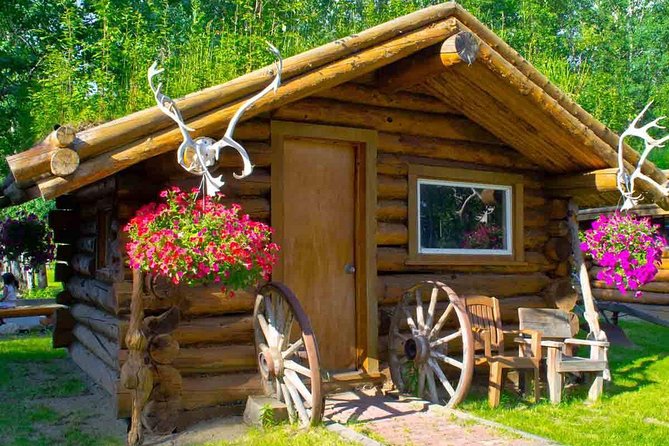 Chena Hot Springs Shuttle From Fairbanks - Service Overview