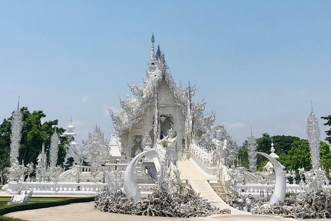 Chiang Rai and White Temple Private All-Inclusive Day-Tour - Key Attractions