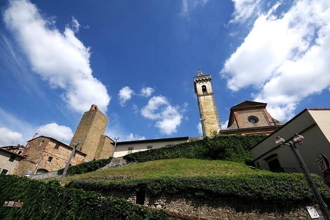 Chianti Wine and Vinci Half Day Small Group Tour From Lucca