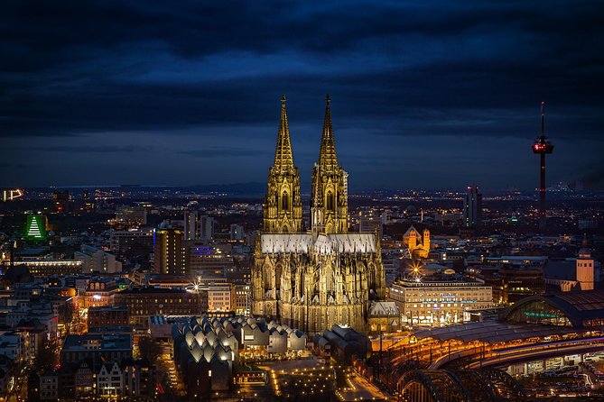 Cologne City Tour “Domstadt Experience” Exclusive Tour for up to 12 People