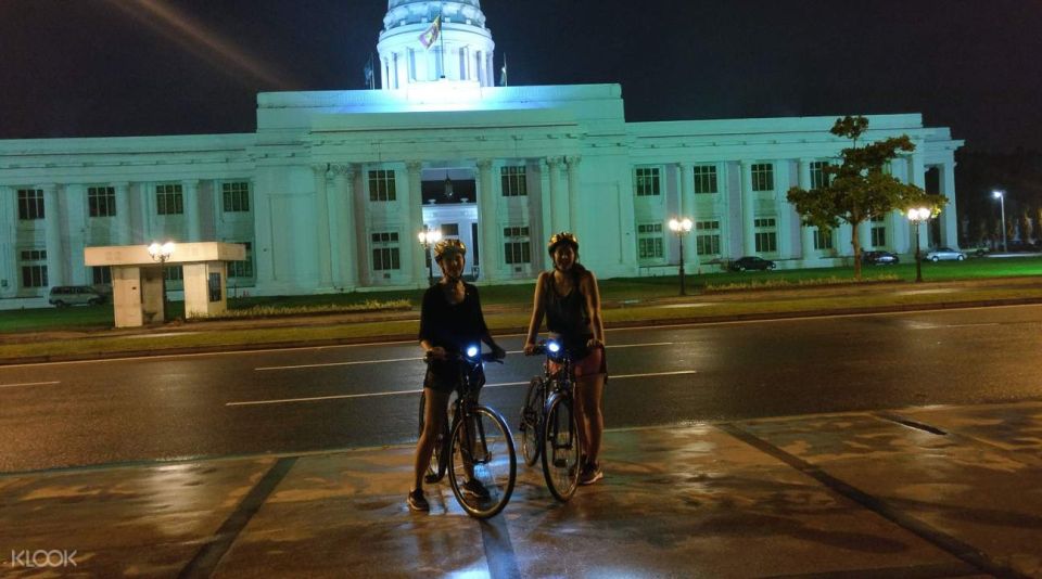 Colombo: Private Nighttime Biking Tour With Snacks - Tour Overview