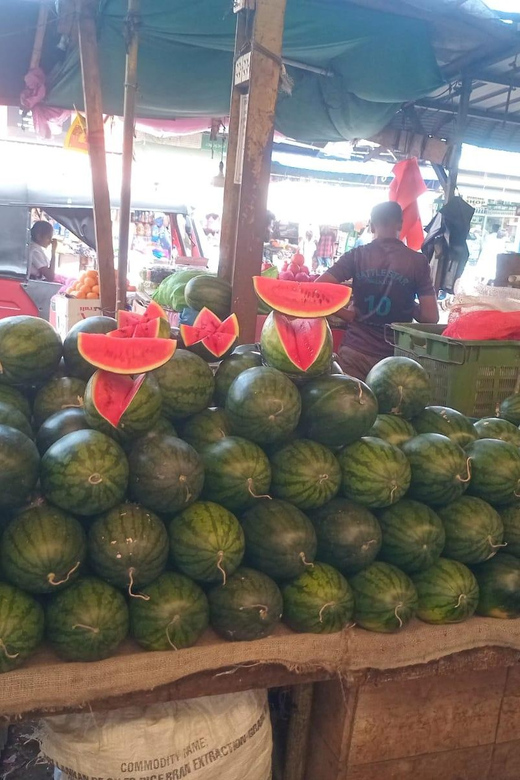Colombo: Private Tuk-Tuk Street Food Tour With Sightseeing