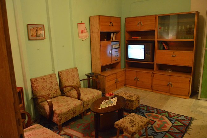 Communist History Tour Tirana & Street Food