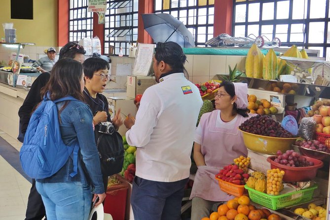 Cooking Class With a Chef and Local Market Including Hotel Pickup - Exploring the Mercado Central