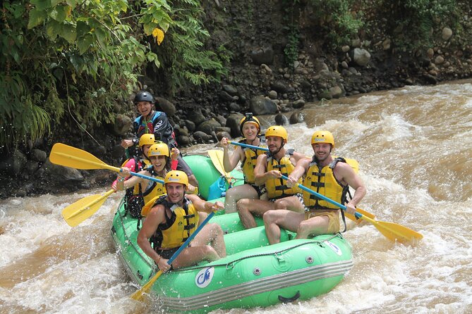 Costa Ricas Finest White Water Rafting Adventure (Class 4/5)