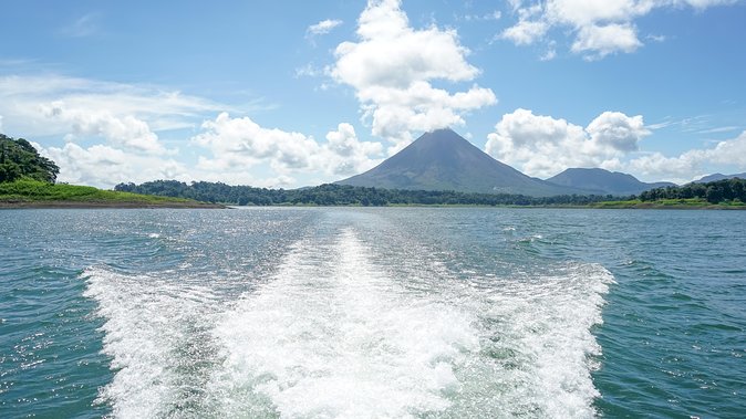Crossing Lake Arenal & Monteverde & Arenal