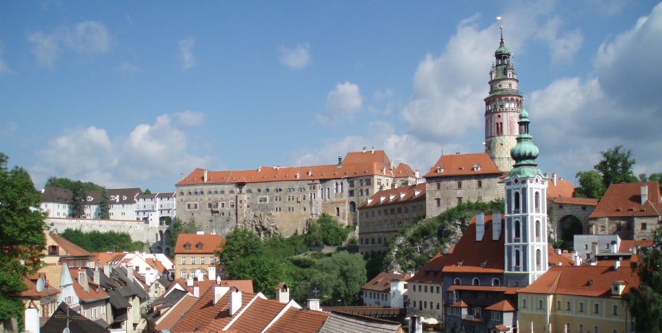 Czech Krumlov: 2 Hour Private Walking Tour With Guide - Tour Overview