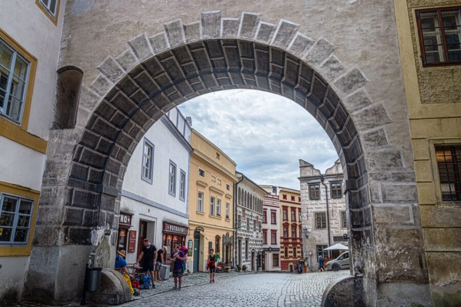 Czech Krumlov: Half-Day Medieval Architecture Walking Tour