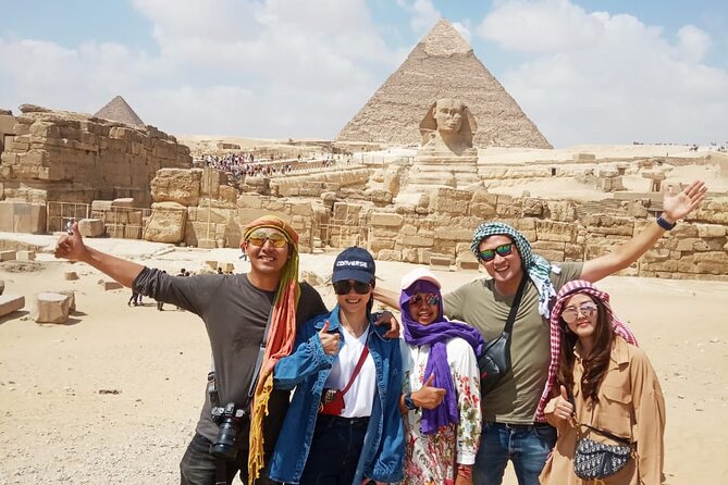 Day-Tour To Giza Pyramids, Great Sphinx, Egyptian Museum & Khan El Khalili