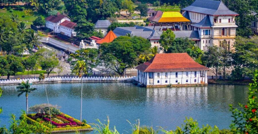 Day Tour To Kandy From Colombo