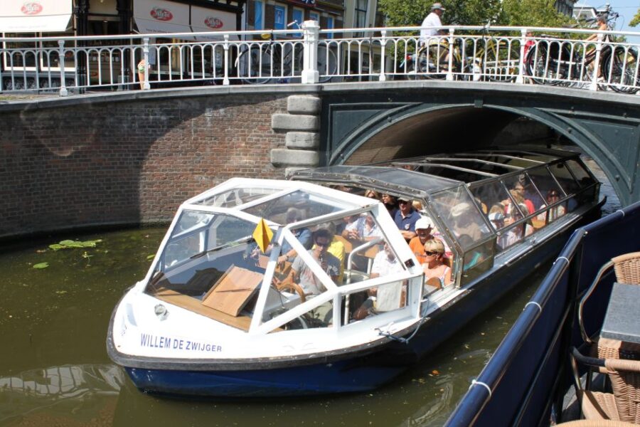 Delft: Canal Cruise With Guided Commentary - Overview of the Canal Cruise