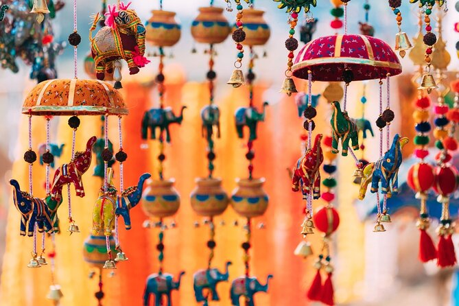 Delhi: Private Guided Shopping Tour With Transfers