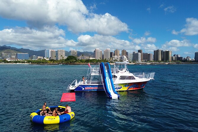 Deluxe Snorkel and Wildlife Cruise in Waikiki - Included Amenities and Services