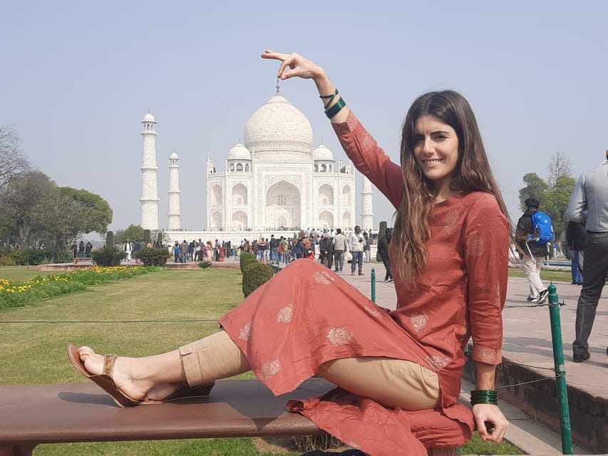 Discover Agra: 2-Day Taj Mahal Tour With Live Cultural Show