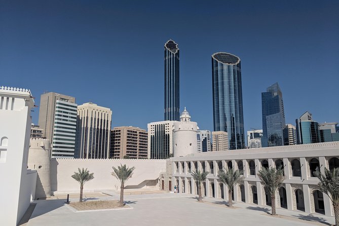 Downtown Walking Tour With Emirati Local