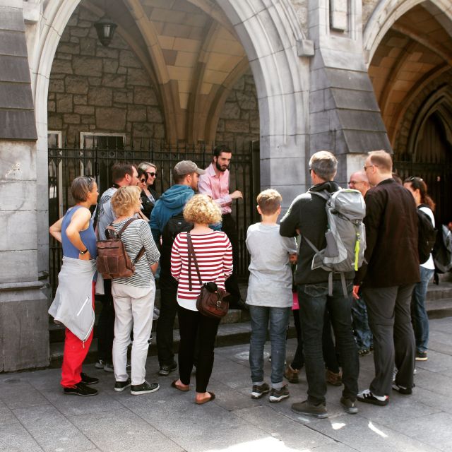 Dublin: Sightseeing Walking Tour in German - Tour Overview