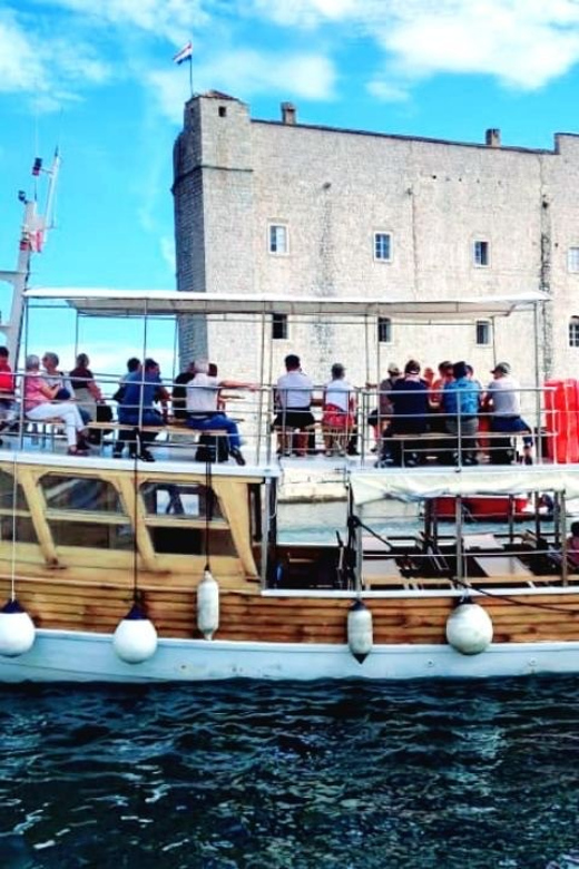 Dubrovnik: Elaphiti Islands Boat Cruise With Lunch & Drinks