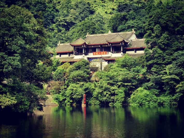 Dujingyan and Mt Qingcheng Day Trip With Taoism Experience - Tour Overview