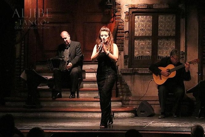 Early Tango Dinner-Show With Semi Private Transfer
