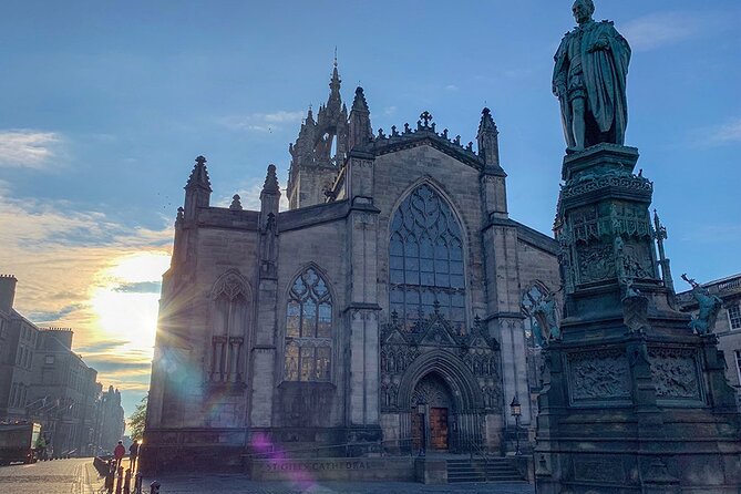 Edinburgh Old Town: Historical Guided Walking Tour