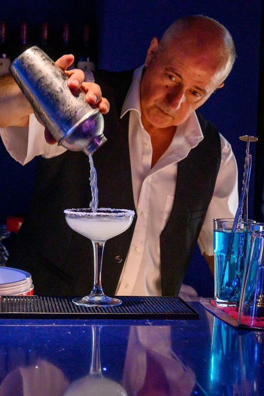 Elounda: Alar Spectacular Dinner Show With Transfer