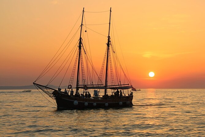 Evening Sunset Dhow Cruise Tour - Muscat - Inclusions and Policies
