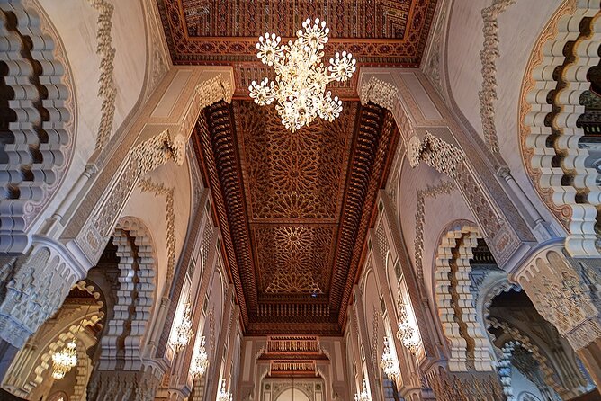 Exclusive Tour of Casablanca With Access to the Hassan II Mosque - Experience at Ricks Café