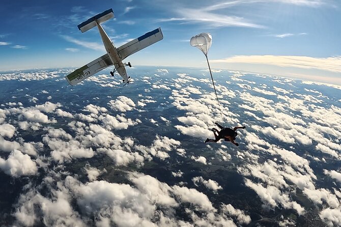 Experience Best Prague Tandem Skydiving