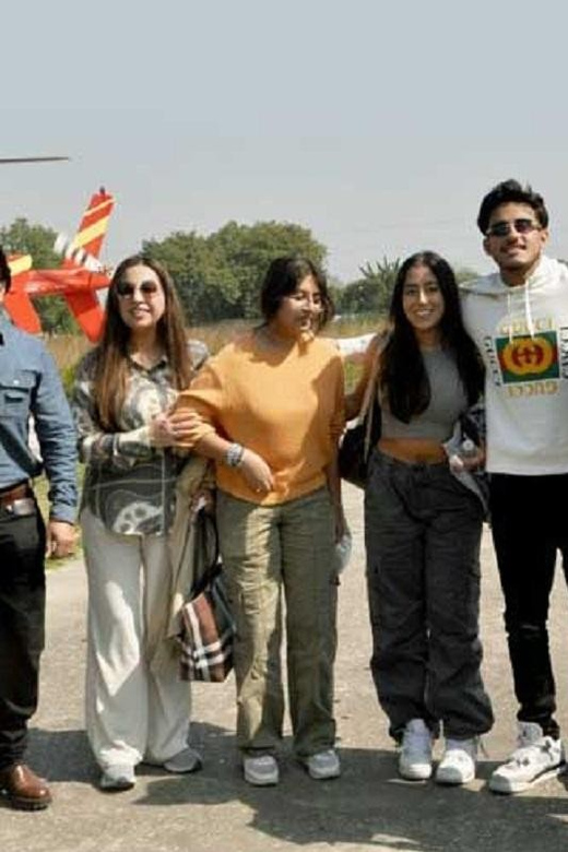 Experience Taj Mahal Tour by Helicopter From Delhi